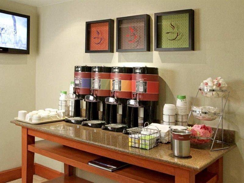 Hampton By Hilton Monterrey Galerias Obispado Buitenkant foto