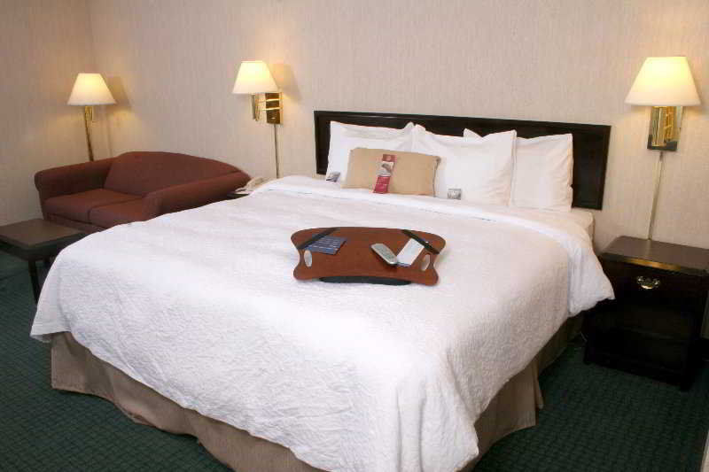 Hampton By Hilton Monterrey Galerias Obispado Buitenkant foto