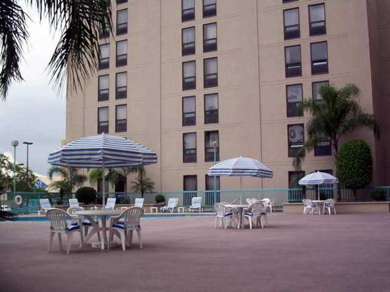 Hampton By Hilton Monterrey Galerias Obispado Buitenkant foto